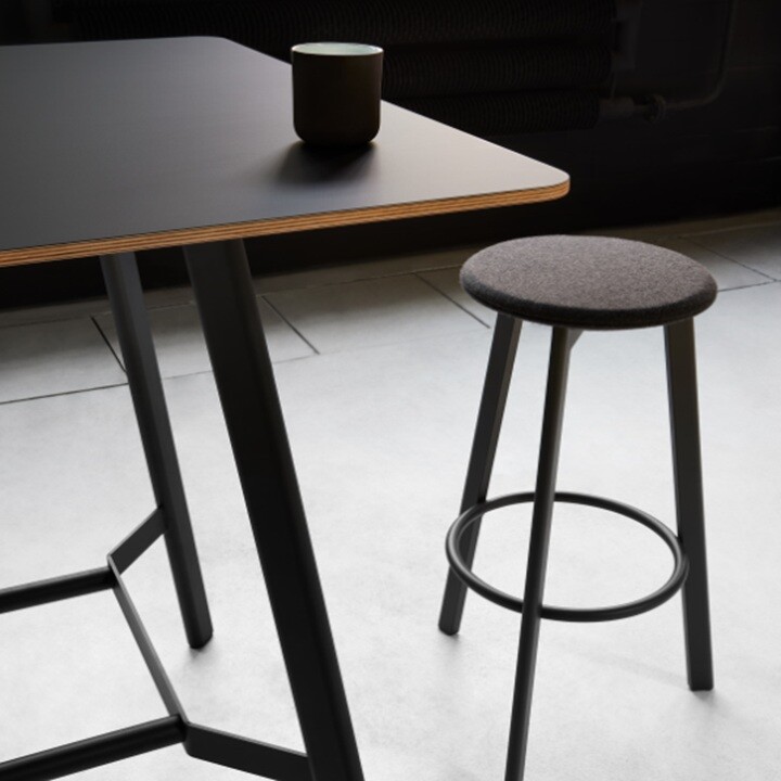 Balma Büro-Stehtisch Minimus - Detail - Vielfältige Farbgestaltung