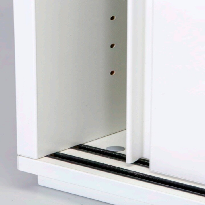 Maro Schiebetürenschrank Serie Pro - Detail - Komfortable Führungsschienen 