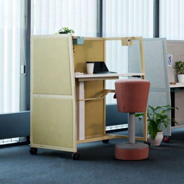 Maro Wariant - Schreibtisch mit hoher Abschirmung und Gasdruckfeder - Detail - Vielfältige Farbdekore 