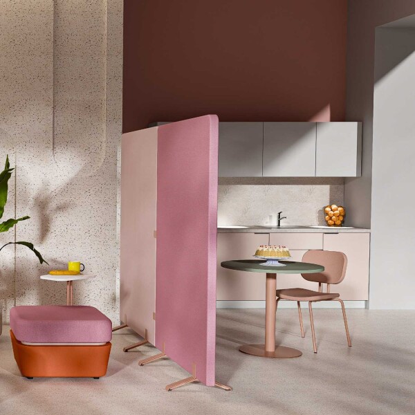 Maro Stellwand mit Stoffbezug, freistehnd S50